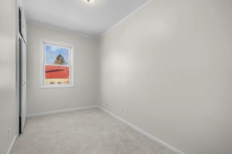 197 Melrose Street Manchester NH 03109