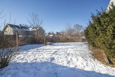 197 Melrose Street Manchester NH 03109