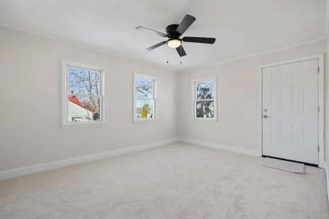 197 Melrose Street Manchester NH 03109