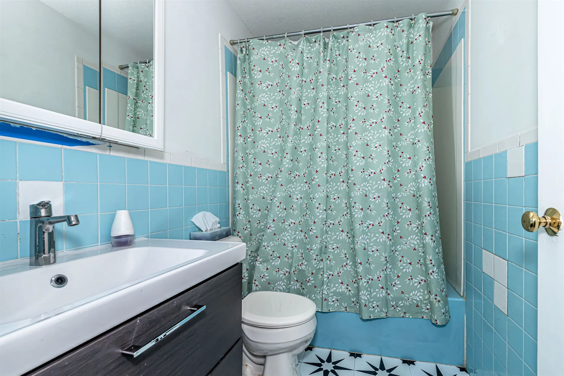 4 Pembroke Drive Derry NH 03038