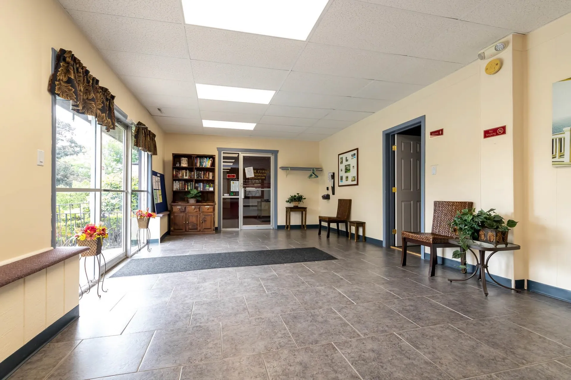 4 Pembroke Drive Derry NH 03038