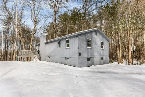 15 Davis Drive Barnstead NH 03225