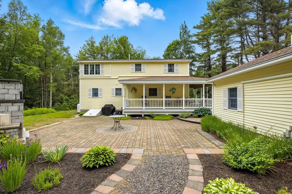 171 Old Bay Road New Durham NH 03855