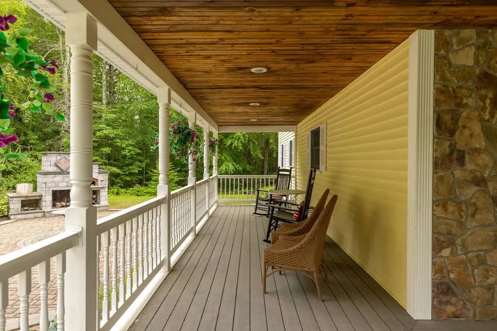 171 Old Bay Road New Durham NH 03855