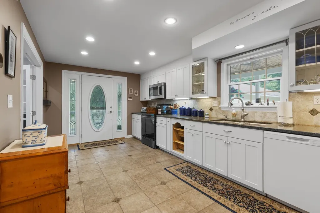 171 Old Bay Road New Durham NH 03855