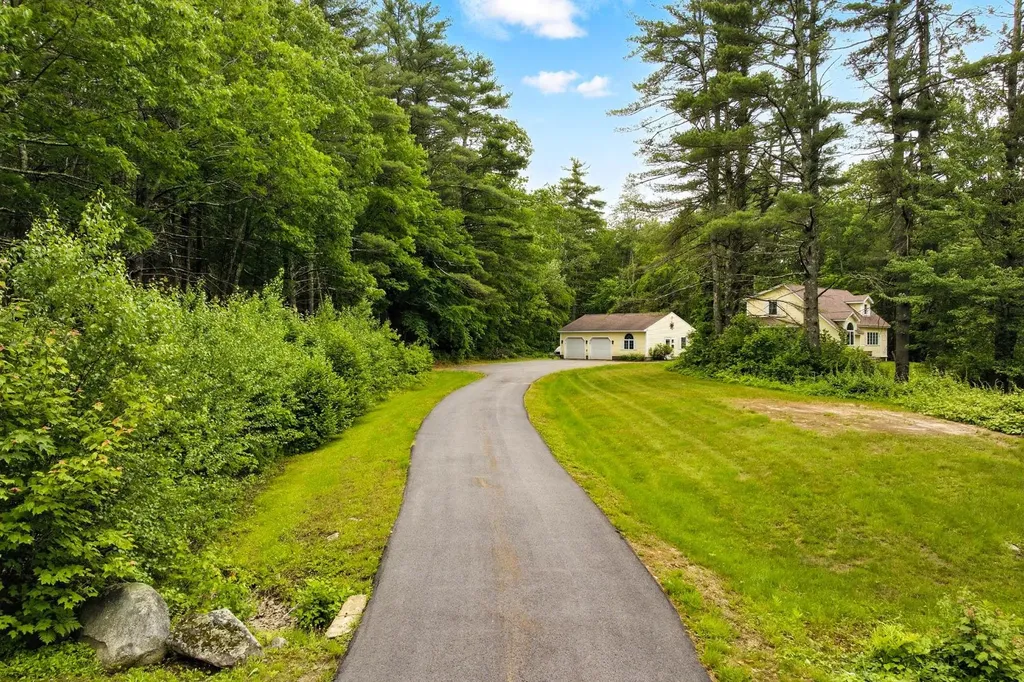 171 Old Bay Road New Durham NH 03855