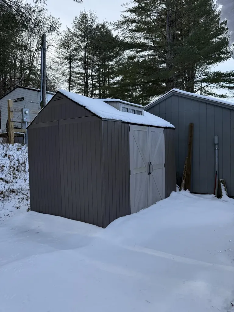 34 Ponderosa Park Charlestown NH 03603