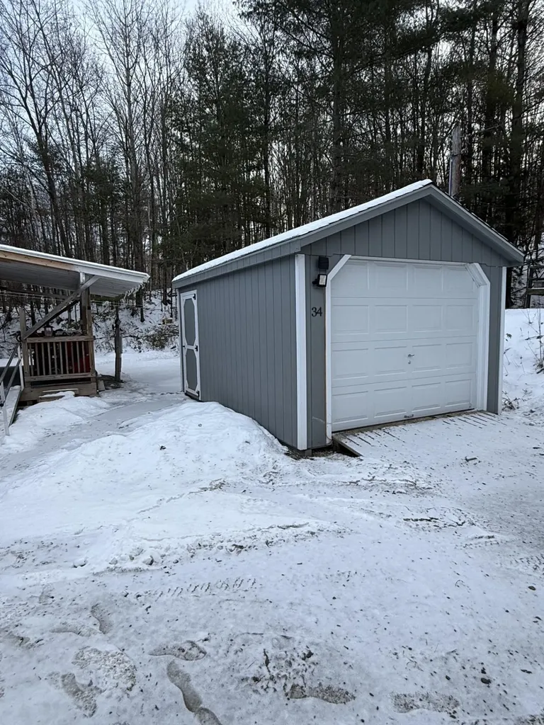 34 Ponderosa Park Charlestown NH 03603