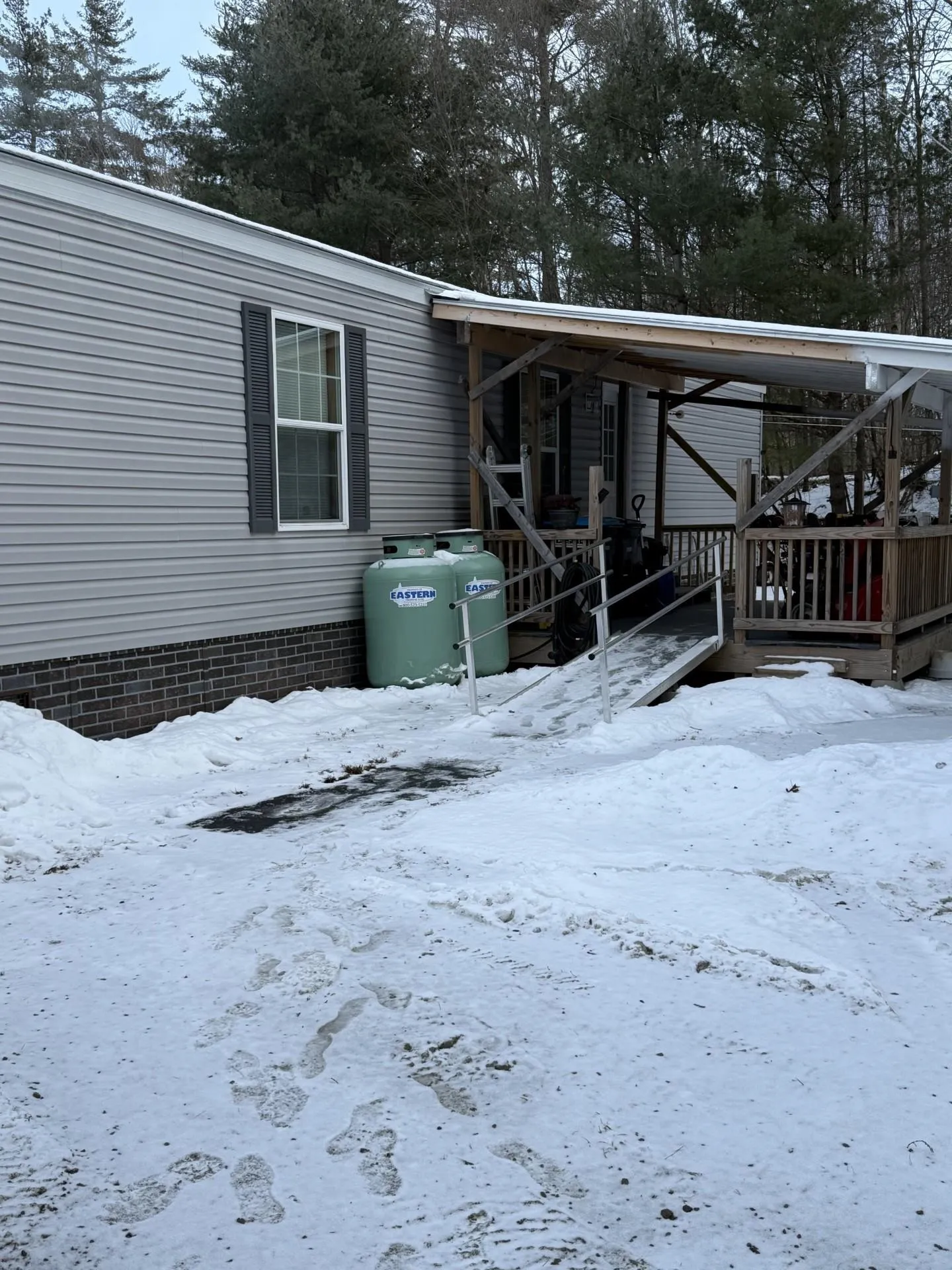 34 Ponderosa Park Charlestown NH 03603