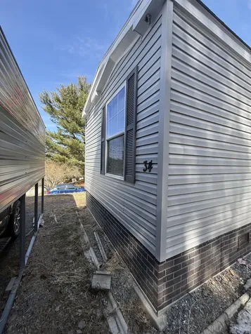 34 Ponderosa Park Charlestown NH 03603