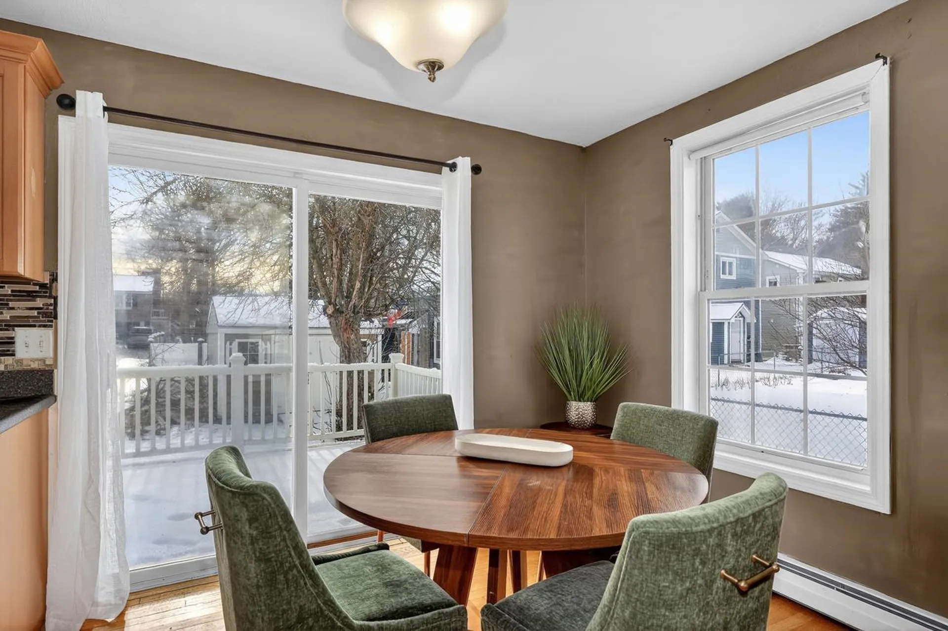 48 Greenleaf Street Manchester NH 03103