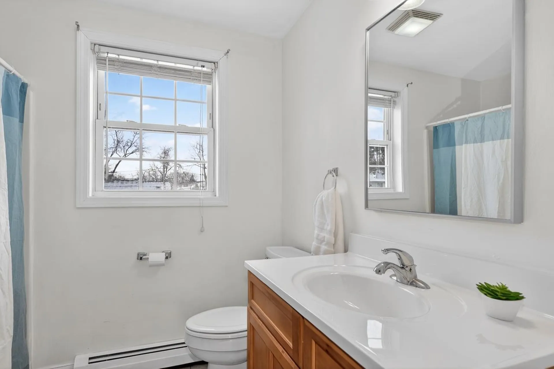 48 Greenleaf Street Manchester NH 03103