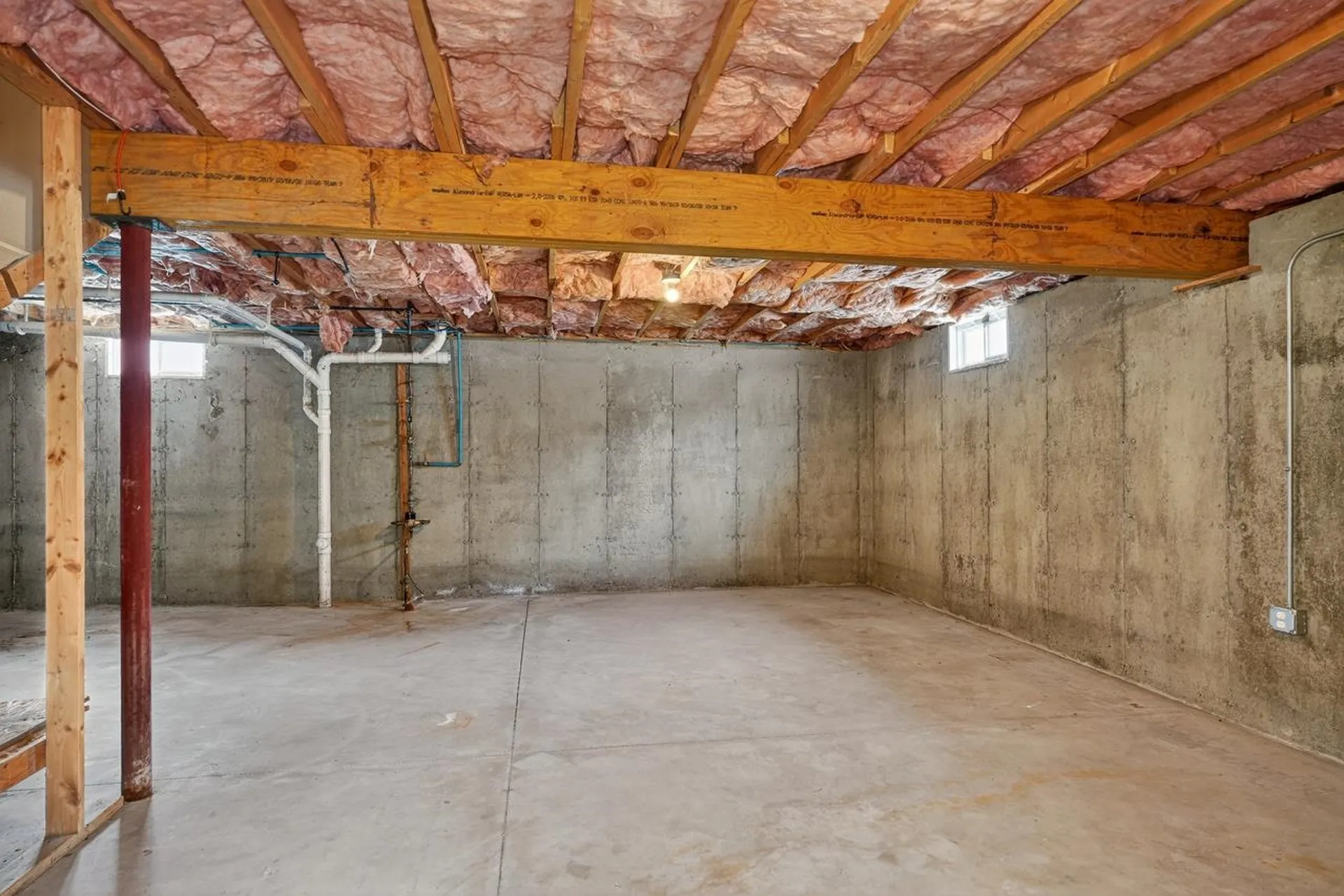 48 Greenleaf Street Manchester NH 03103