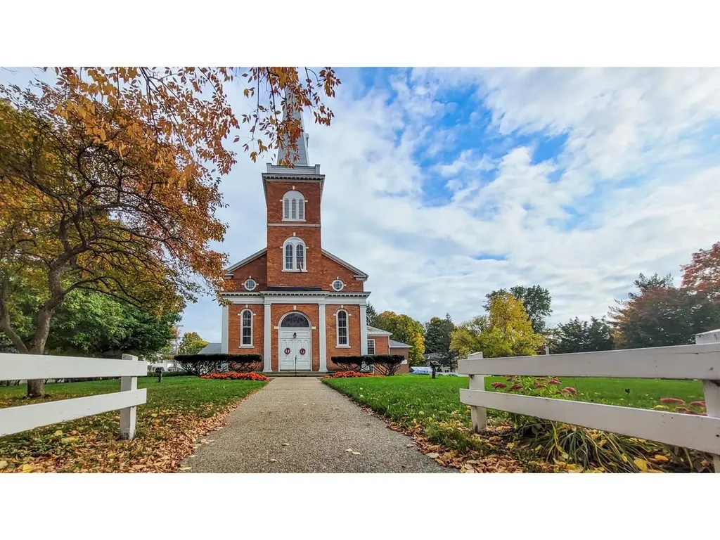 12 Stannard Drive Essex VT 05452