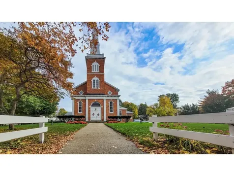 12 Stannard Drive Essex VT 05452