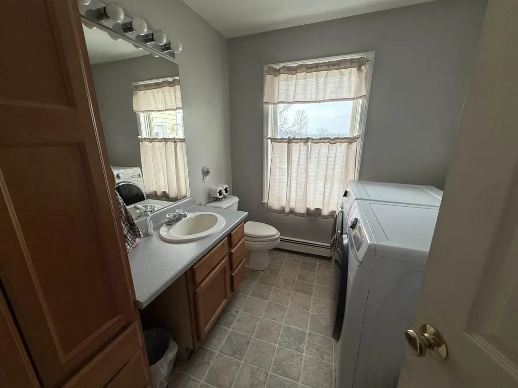 17 Stonegate Drive Middlebury VT 05753