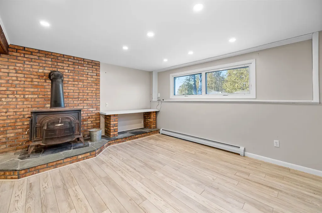 23 Lisa Drive Barre Town VT 05641