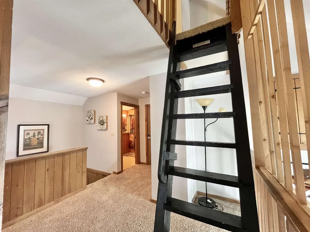 52A Suntec Loop Dover VT 05356