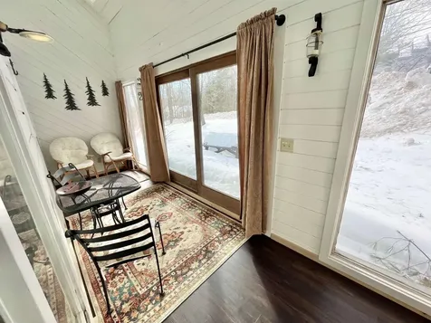 52A Suntec Loop Dover VT 05356