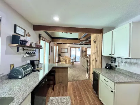 52A Suntec Loop Dover VT 05356