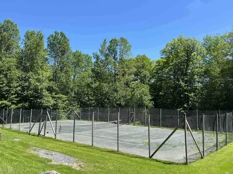 52A Suntec Loop Dover VT 05356