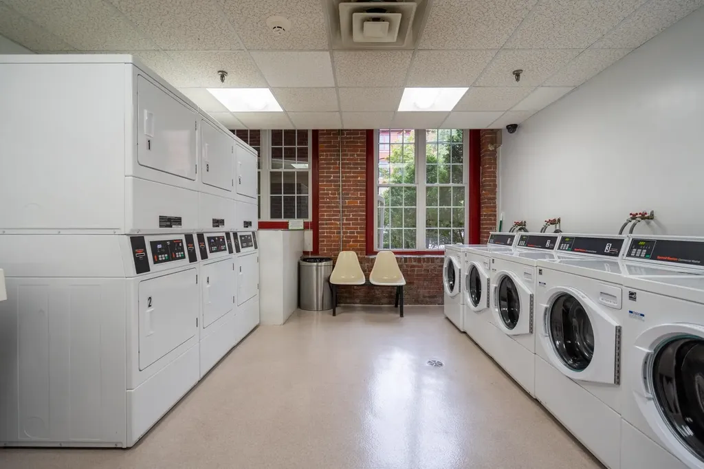 470 Silver Street Manchester NH 03103