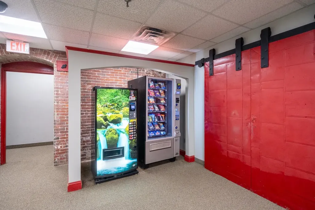 470 Silver Street Manchester NH 03103