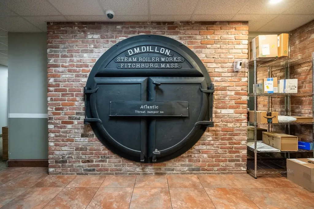 470 Silver Street Manchester NH 03103