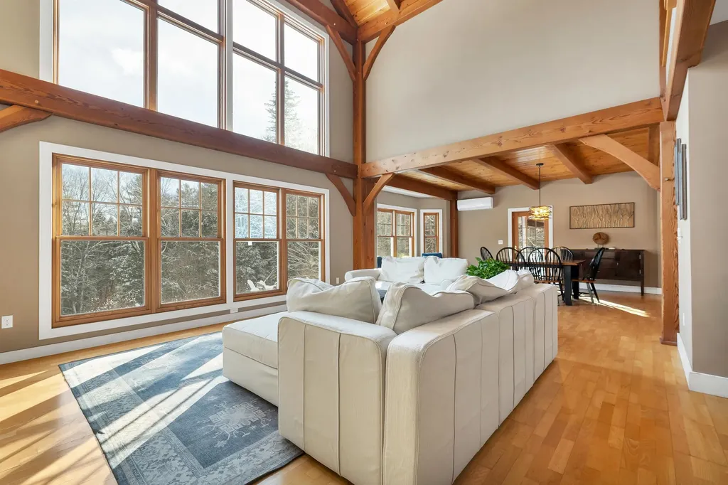 1675 Sawnee Bean Road Thetford VT 05075