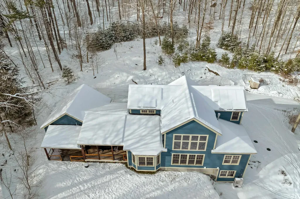 1675 Sawnee Bean Road Thetford VT 05075