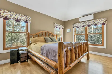 1675 Sawnee Bean Road Thetford VT 05075