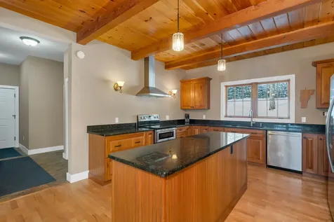 1675 Sawnee Bean Road Thetford VT 05075