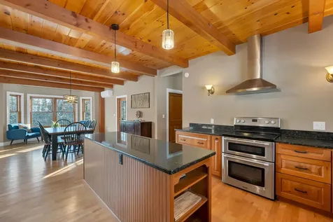 1675 Sawnee Bean Road Thetford VT 05075