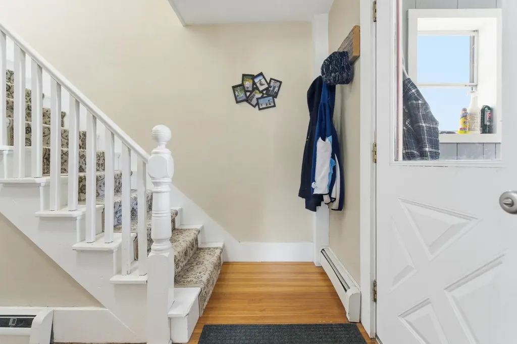 557 Wentworth Road Brookfield NH 03872