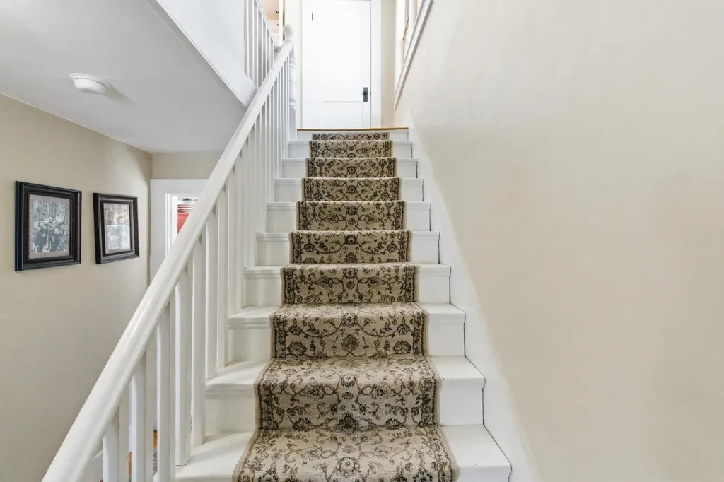 557 Wentworth Road Brookfield NH 03872