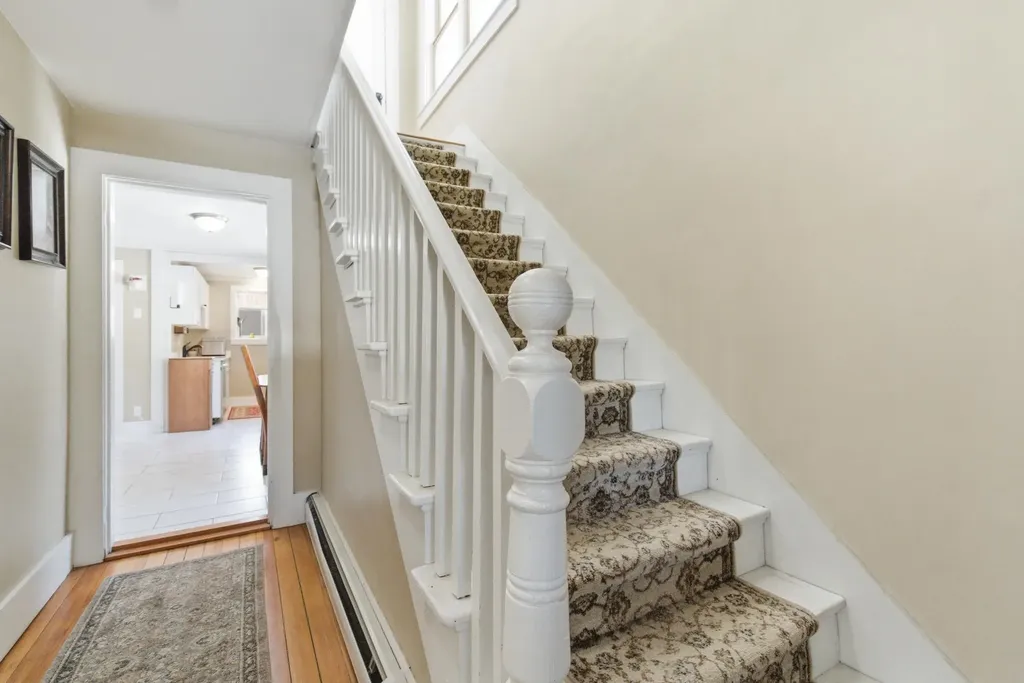 557 Wentworth Road Brookfield NH 03872