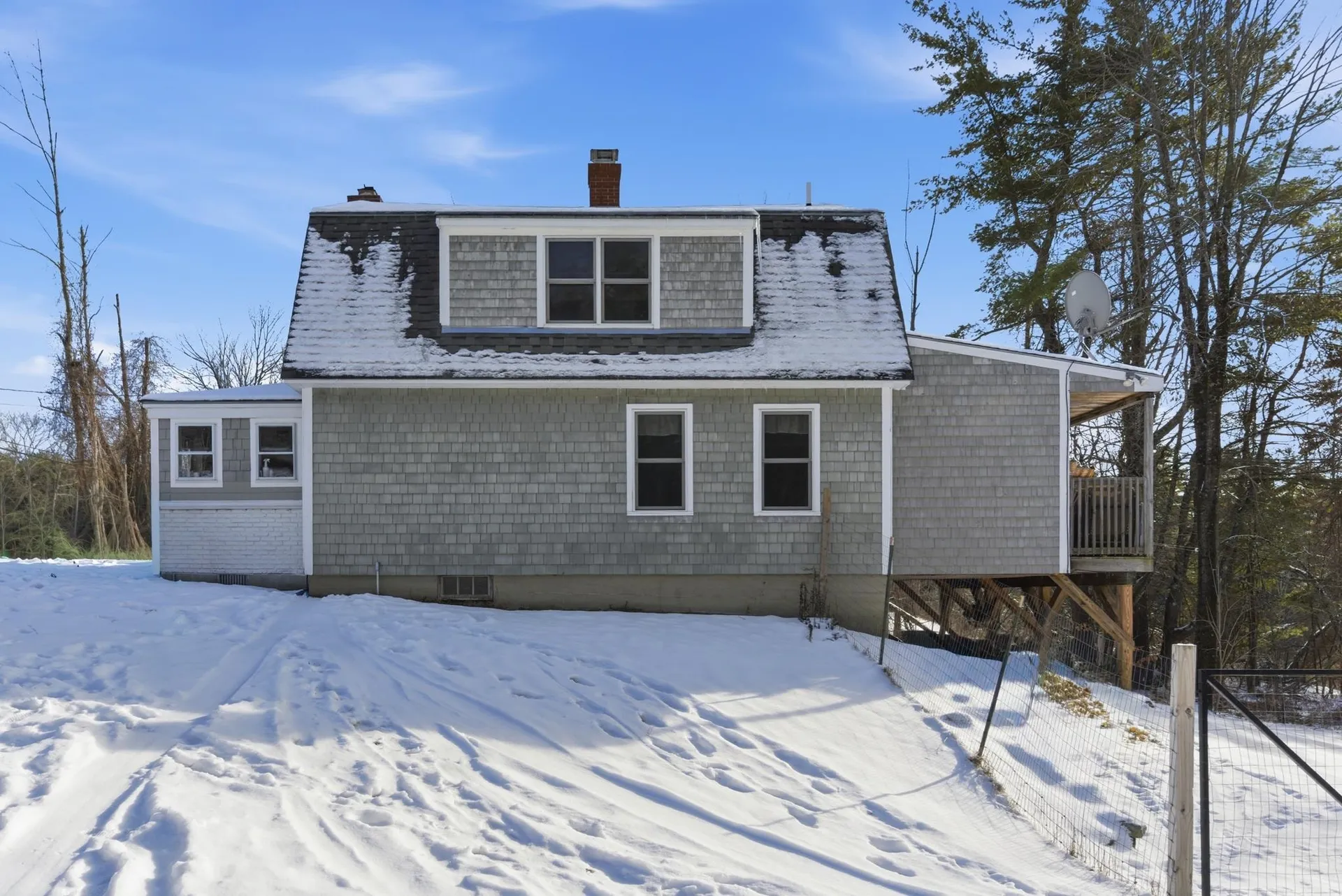 557 Wentworth Road Brookfield NH 03872