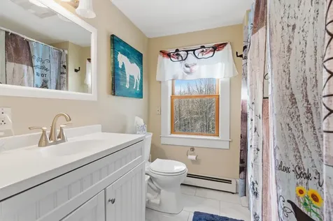 557 Wentworth Road Brookfield NH 03872