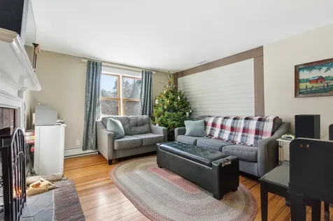 557 Wentworth Road Brookfield NH 03872