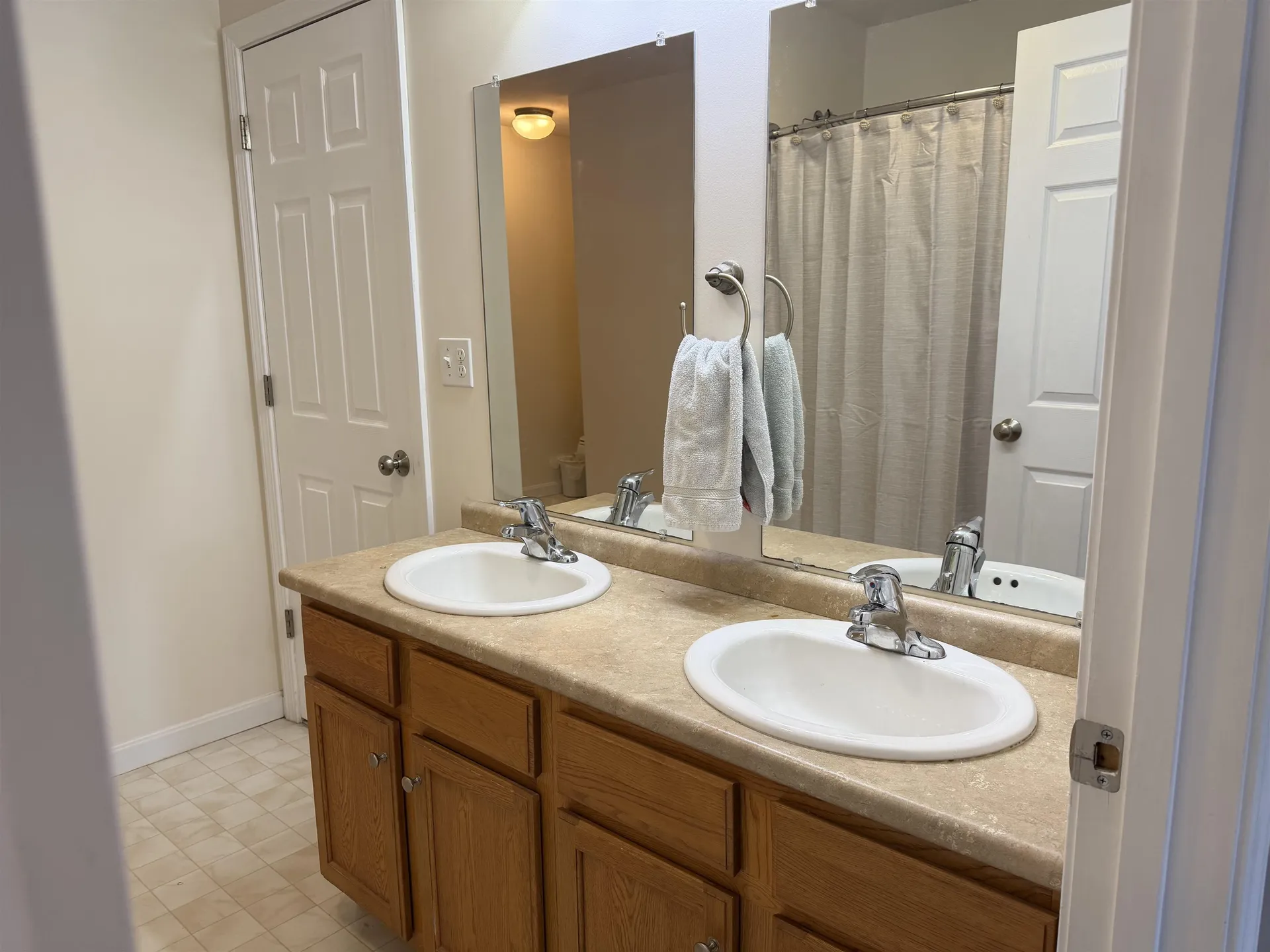 9 Amy Way Concord NH 03303