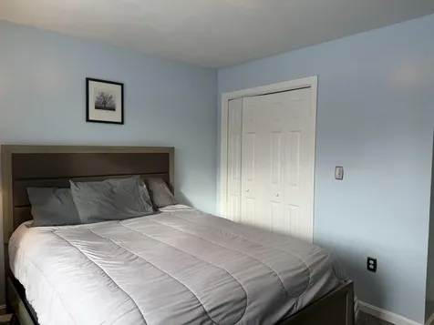 9 Amy Way Concord NH 03303