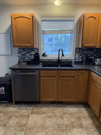 9 Amy Way Concord NH 03303