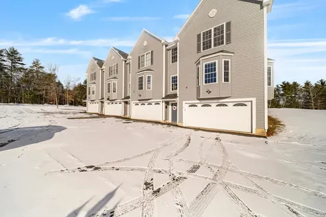 22 Scribner Road Fremont NH 03077