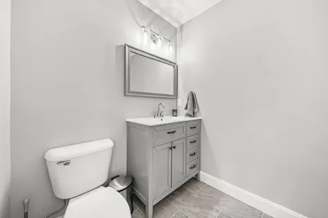 22 Scribner Road Fremont NH 03077