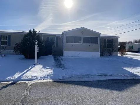 69 Nashville Street Seabrook NH 03874