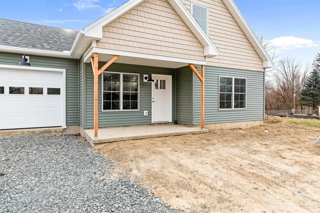 22 Upper Gilman Street St. Albans City VT 05478