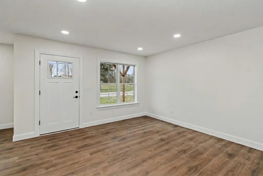 22 Upper Gilman Street St. Albans City VT 05478