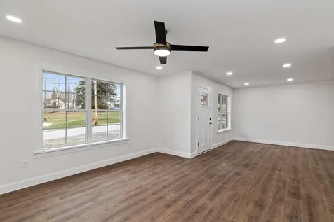 22 Upper Gilman Street St. Albans City VT 05478