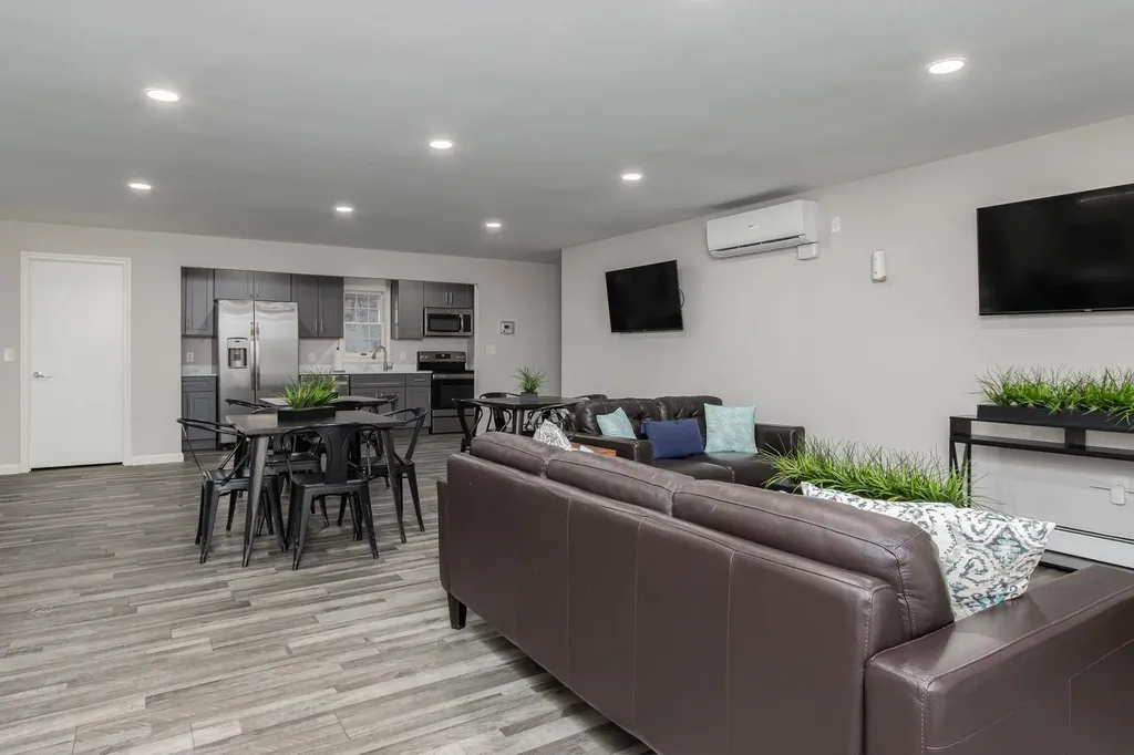 169 Portsmouth Street Concord NH 03301