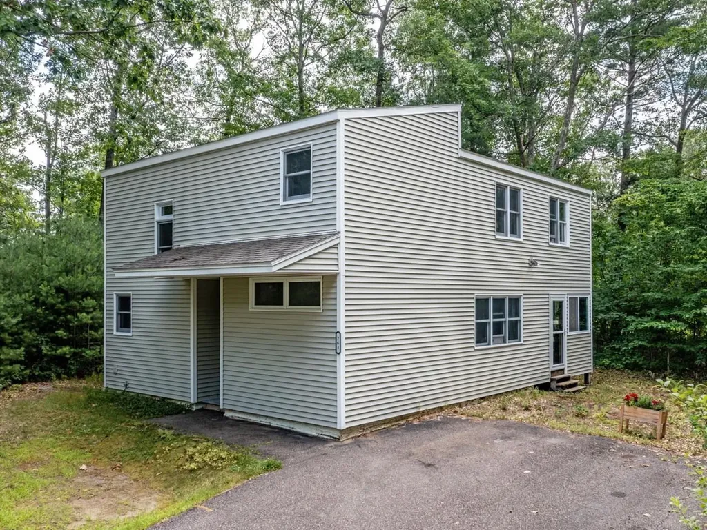 26A Woods End Drive Essex Junction VT 05452
